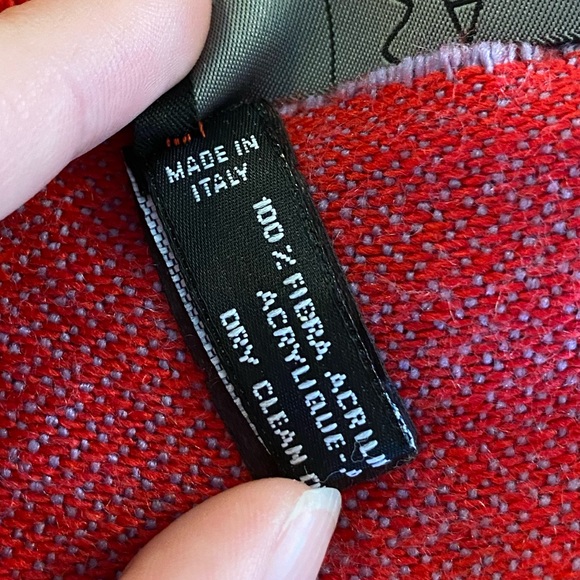 Isa Scarf - Picture 5 of 7